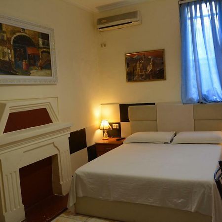 Hotel Republika Tirana Eksteriør billede
