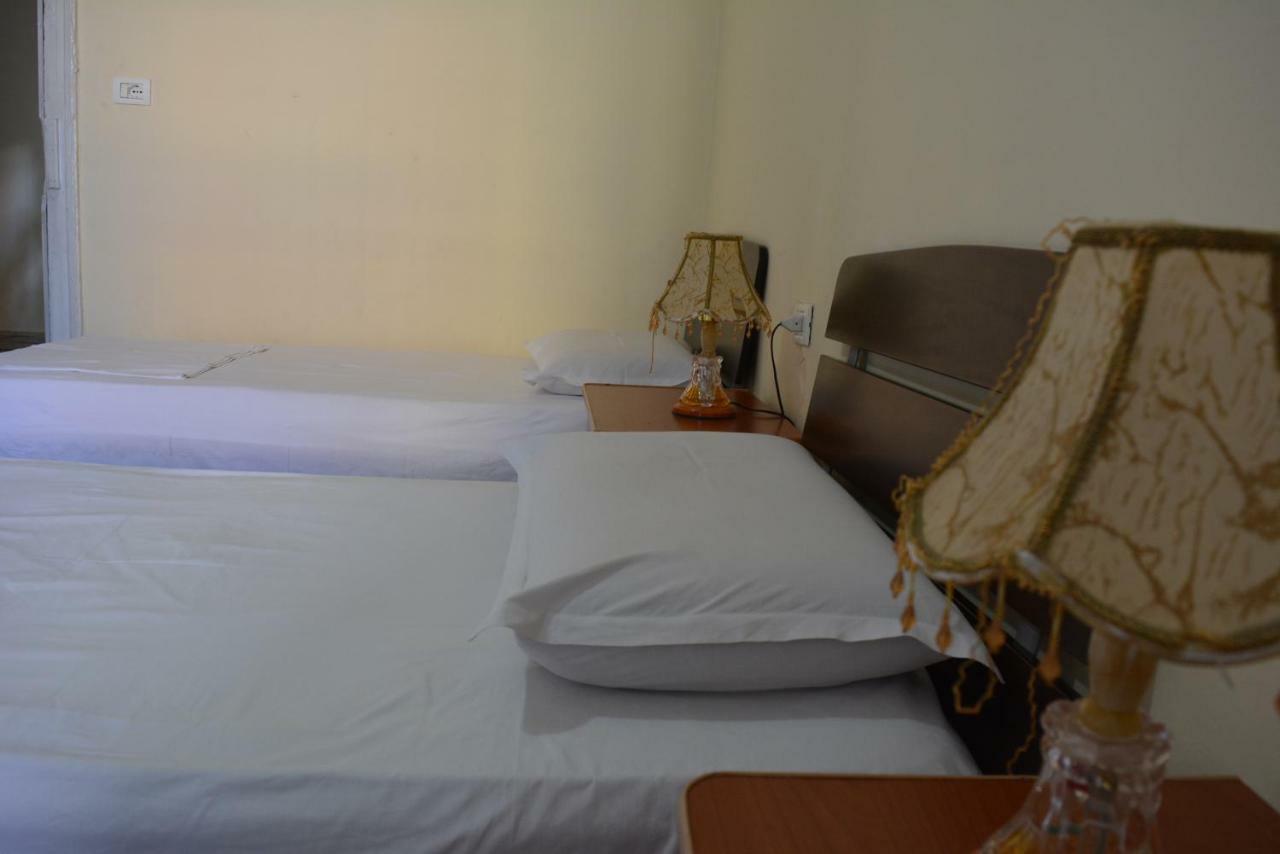 Hotel Republika Tirana Eksteriør billede